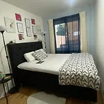1-Bedroom Apartment In Malmoe With Free Parking